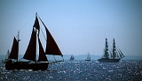 Sail 2003, Oldtimerketch im Regattafeld : Ketch